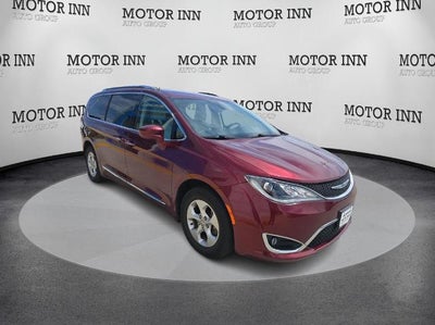 2017 Chrysler Pacifica Touring-L Plus