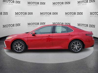 2023 Toyota Camry Hybrid XLE