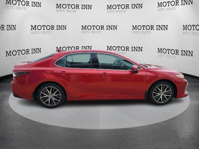 2023 Toyota Camry Hybrid XLE