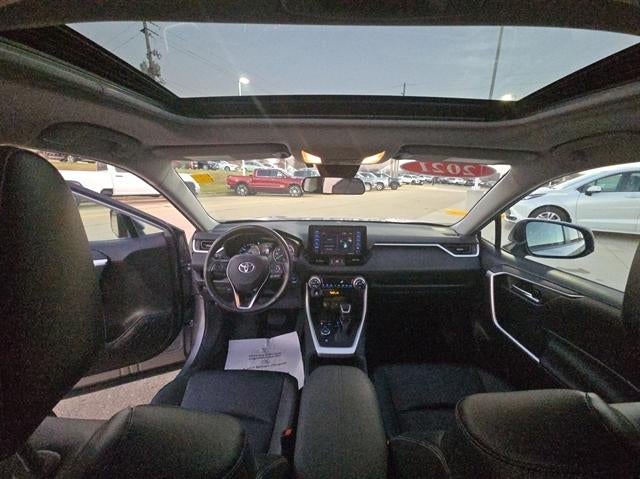 2021 Toyota RAV4 Hybrid LE