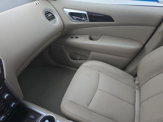 2013 Nissan Pathfinder SL