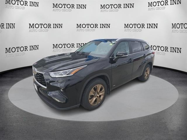 2023 Toyota Highlander Hybrid Bronze Edition