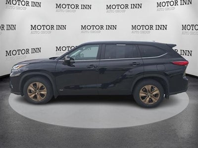 2023 Toyota Highlander Hybrid Bronze Edition