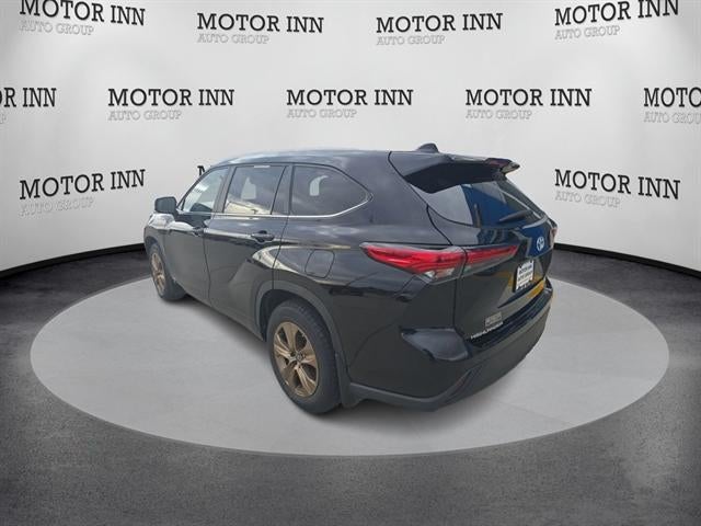 2023 Toyota Highlander Hybrid Bronze Edition