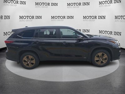 2023 Toyota Highlander Hybrid Bronze Edition