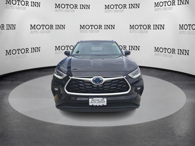 2023 Toyota Highlander Hybrid Bronze Edition