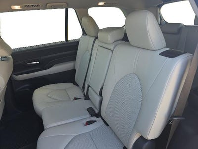 2024 Toyota Grand Highlander Hybrid XLE