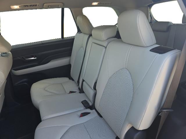 2024 Toyota Grand Highlander Hybrid XLE