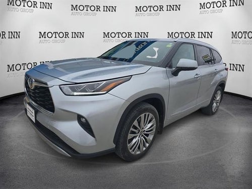 2022 Toyota Highlander Hybrid Platinum