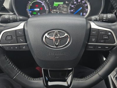 2022 Toyota Highlander Hybrid Platinum