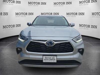2022 Toyota Highlander Hybrid Platinum