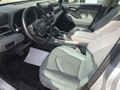 2021 Toyota Highlander Hybrid XLE
