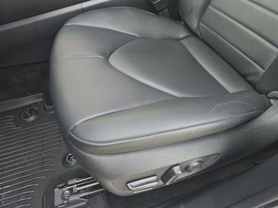 2024 Toyota Highlander Hybrid XLE