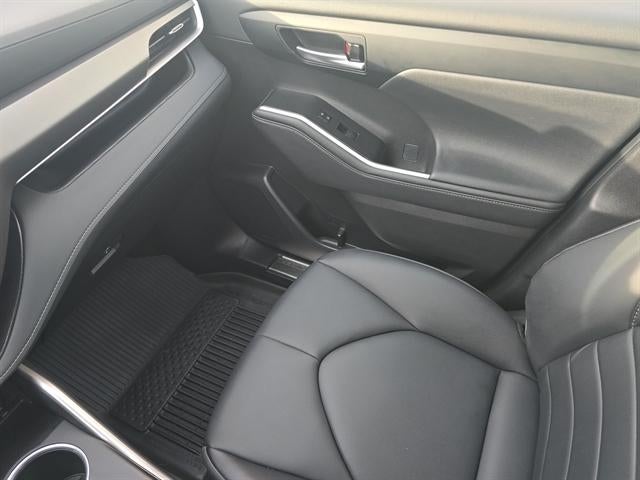 2024 Toyota Highlander Hybrid XLE