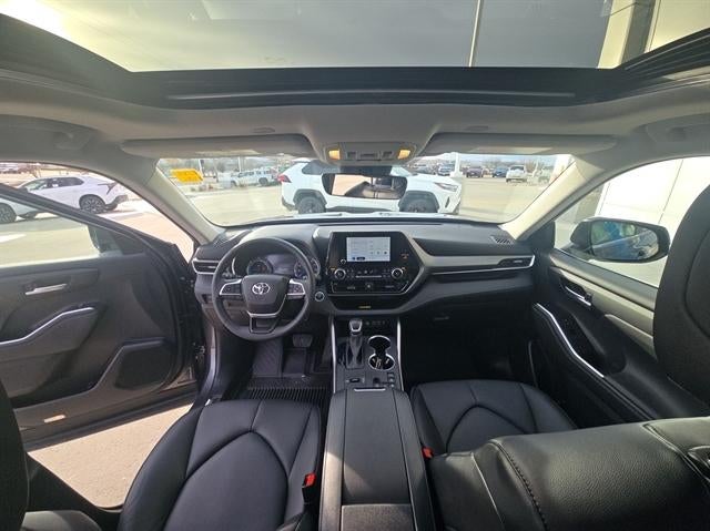 2024 Toyota Highlander Hybrid XLE