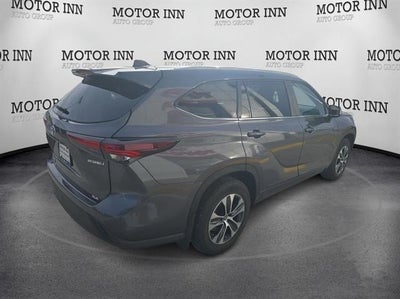 2024 Toyota Highlander Hybrid XLE