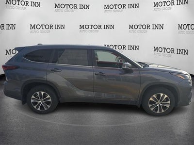2024 Toyota Highlander Hybrid XLE