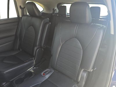 2023 Toyota Highlander Hybrid XLE