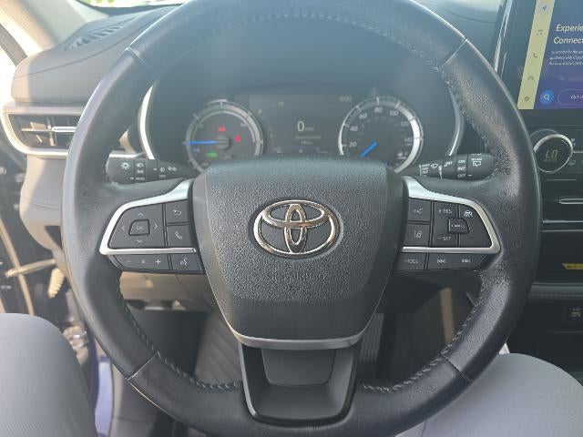 2023 Toyota Highlander Hybrid XLE