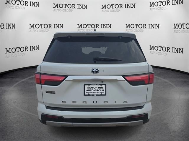2024 Toyota Sequoia SR5