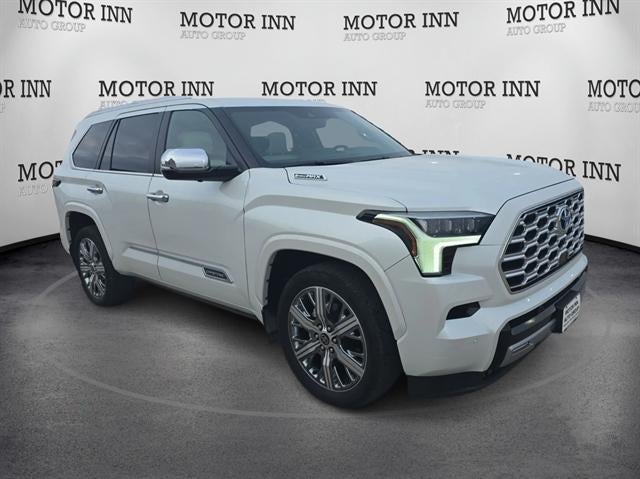 2024 Toyota Sequoia SR5