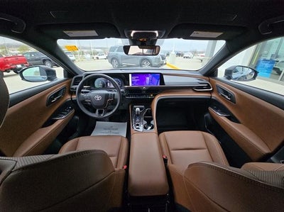 2025 Toyota Crown Signia XLE