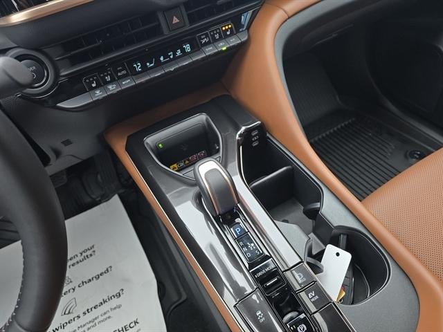 2025 Toyota Crown Signia XLE