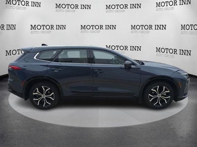 2025 Toyota Crown Signia XLE