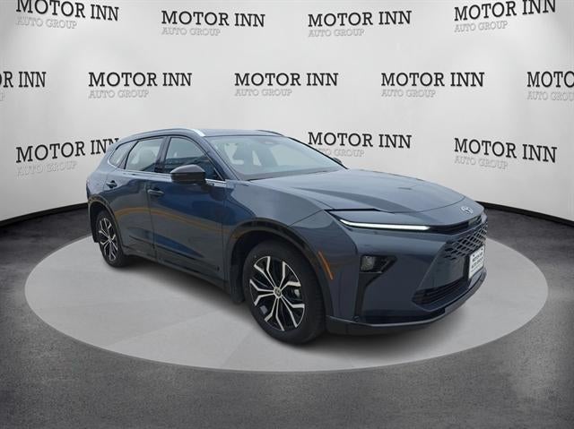 2025 Toyota Crown Signia XLE