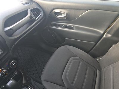 2017 Jeep Renegade Altitude