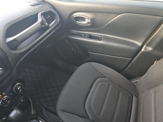 2017 Jeep Renegade Altitude